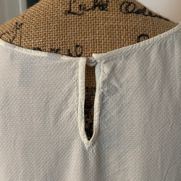 Express White Ruffle-Trim Short Sleeve Blouse - Picture 3 of 4